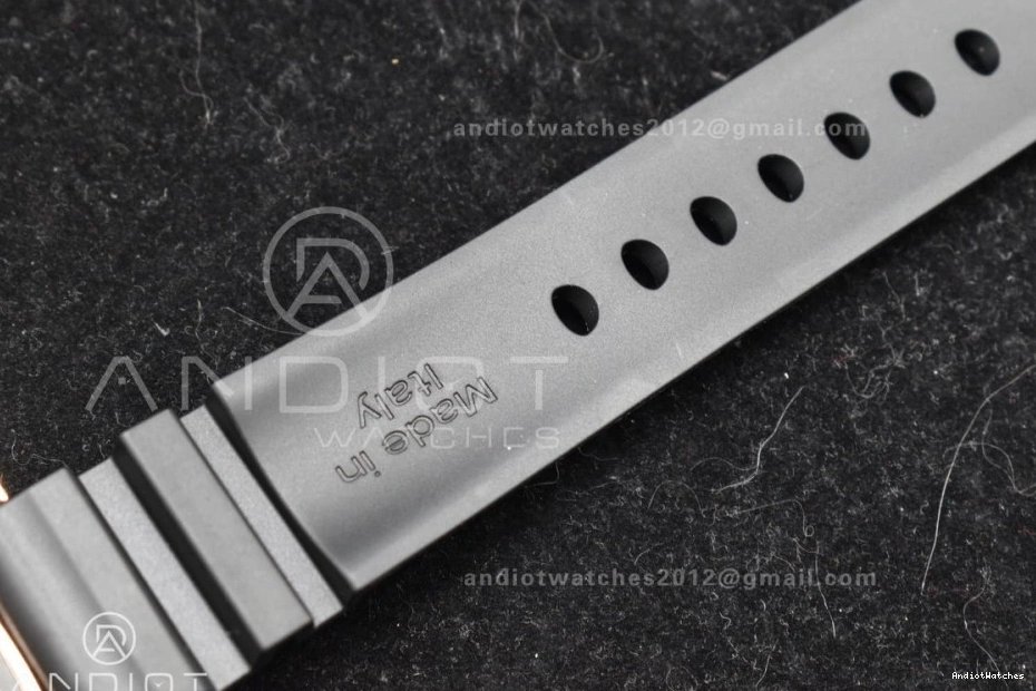 PAM2164 Submersible Dial Black WrinkleFree Best on P Rubber VSF 992 Black Edition 42mm Strap 0927
